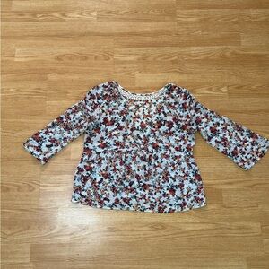 Arizona Jean Company Red and White Graphic Blouse 3/4 Sleeve